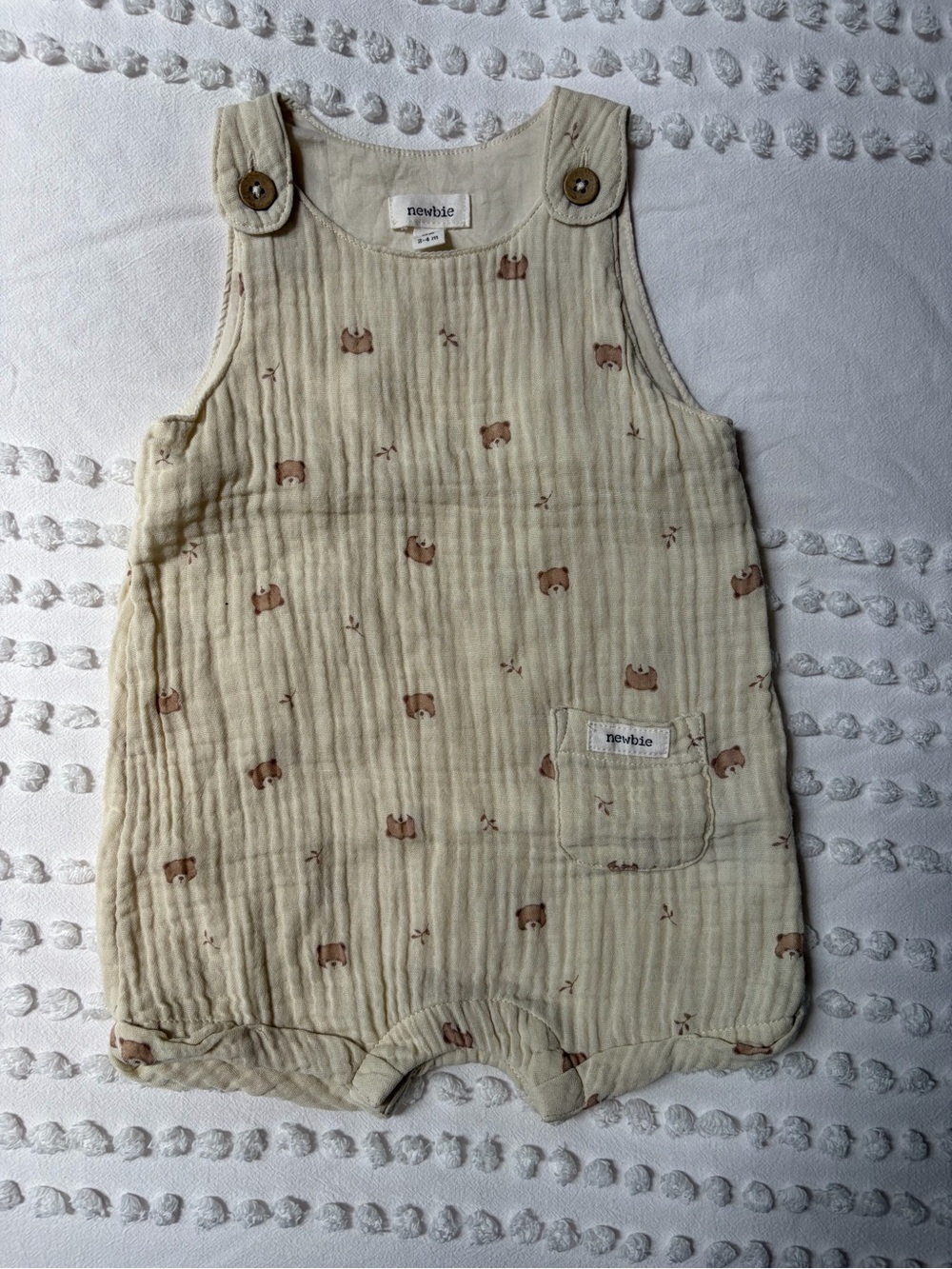 NWOT newbie Cream Baby Romper with Brown Bear Print